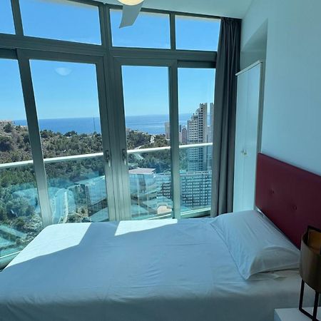 2-Bedroom Apartment With Sea Views بينايدورم المظهر الخارجي الصورة